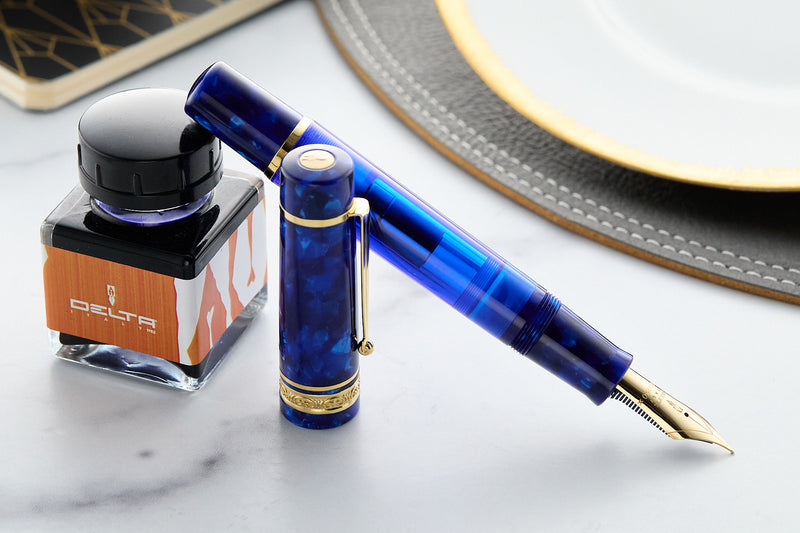 (Bottom Shelf) Delta DV Original Mid-Size Fountain Pen - Imperial Blu (Limited Edition)