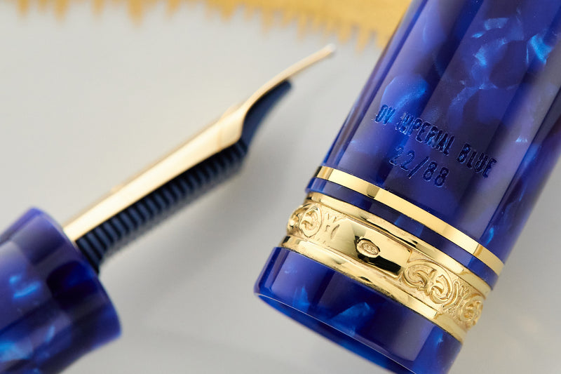 (Bottom Shelf) Delta DV Original Mid-Size Fountain Pen - Imperial Blu (Limited Edition)
