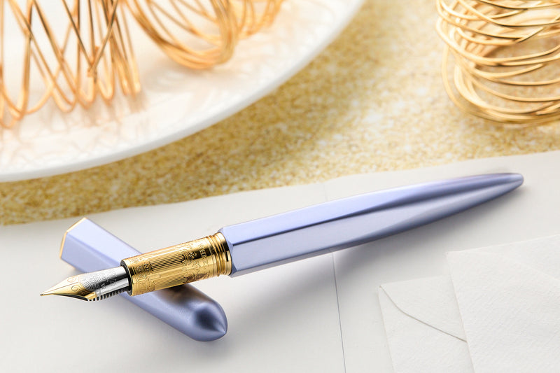 Ferris Wheel Press The Marquise Fountain Pen - Pearl Drop Blue
