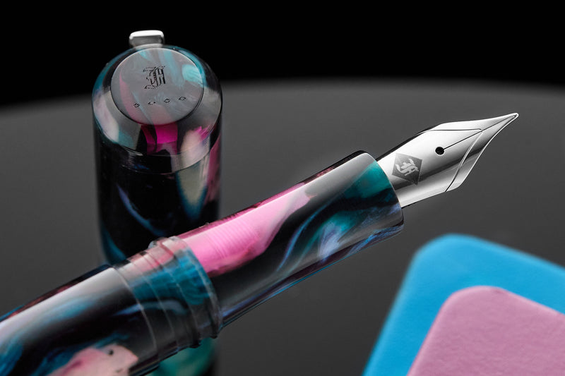 Franklin-Christoph Model 31 Fountain Pen - Fabalone Abalone (Limited Edition)