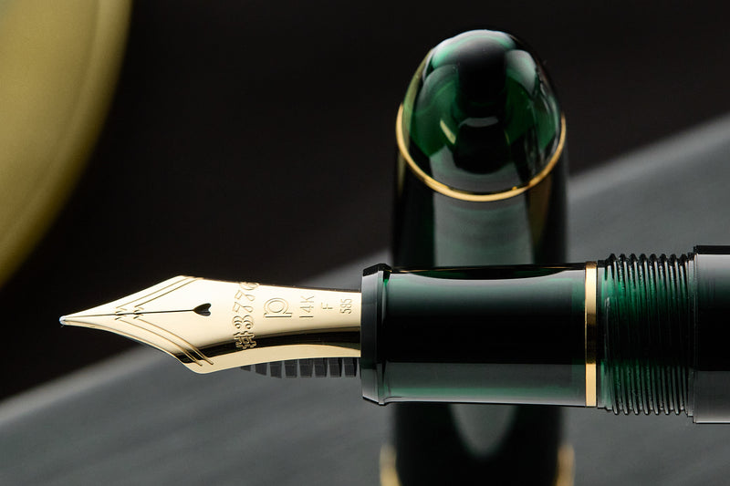 Platinum #3776 Century Fountain Pen - Laurel Green/Gold